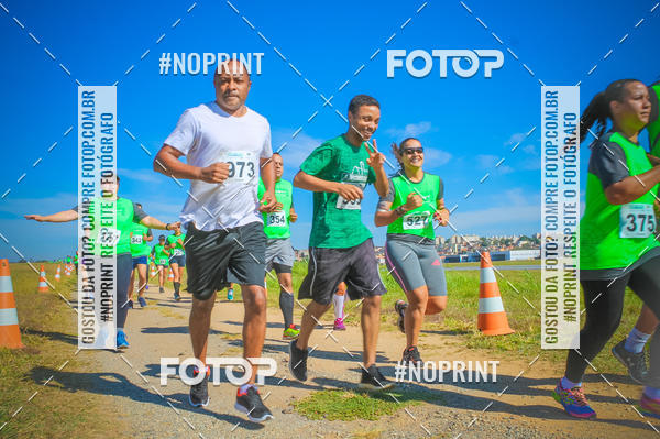 Achetez vos photos de l'vnementCorrida Hangar 942 sur Fotop