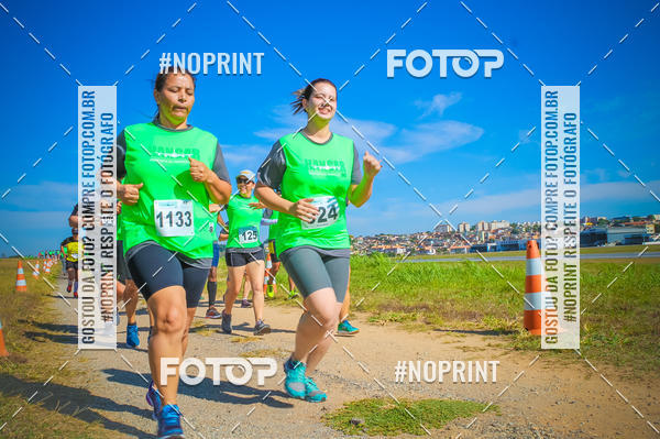 Buy your photos of the eventCorrida Hangar 942 on Fotop