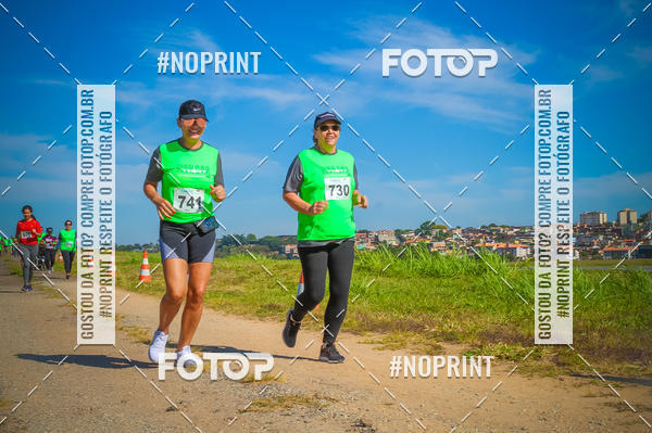 Achetez vos photos de l'vnementCorrida Hangar 942 sur Fotop