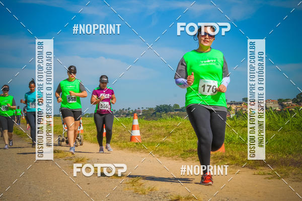 Achetez vos photos de l'vnementCorrida Hangar 942 sur Fotop