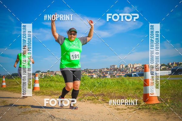 Achetez vos photos de l'vnementCorrida Hangar 942 sur Fotop