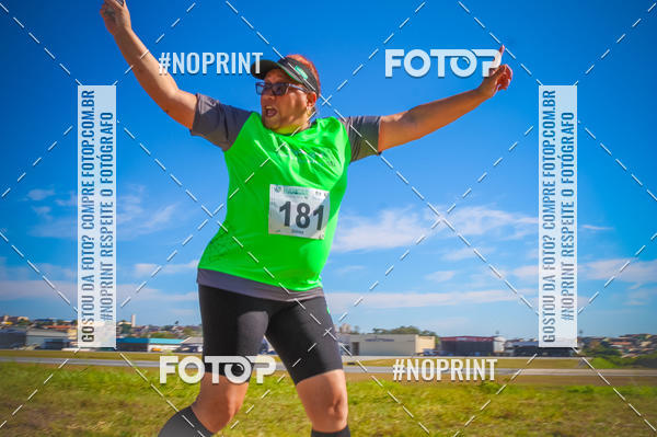 Achetez vos photos de l'vnementCorrida Hangar 942 sur Fotop