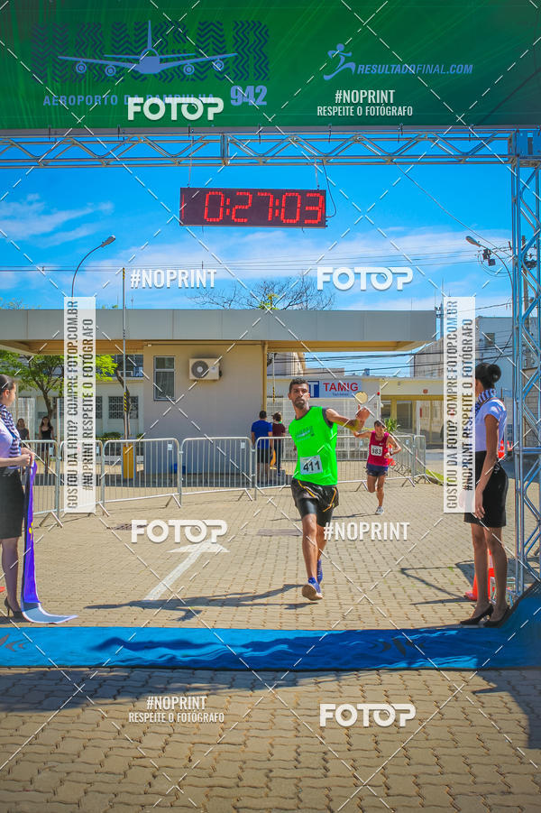 Buy your photos of the eventCorrida Hangar 942 on Fotop