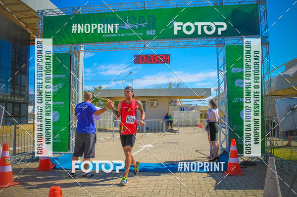 Buy your photos of the eventCorrida Hangar 942 on Fotop