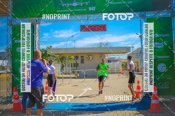 Achetez vos photos de l'vnementCorrida Hangar 942 sur Fotop