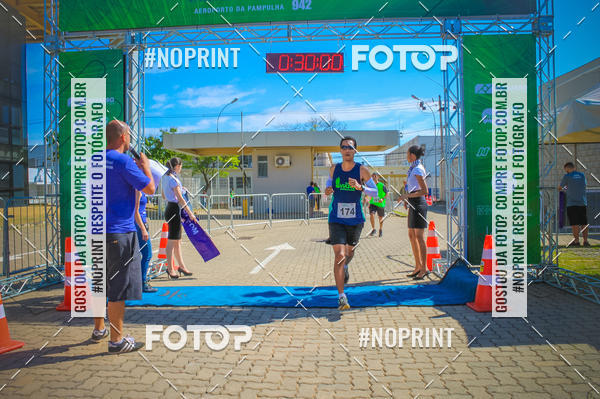 Achetez vos photos de l'vnementCorrida Hangar 942 sur Fotop