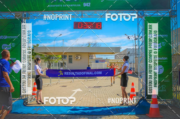 Achetez vos photos de l'vnementCorrida Hangar 942 sur Fotop