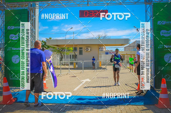 Achetez vos photos de l'vnementCorrida Hangar 942 sur Fotop