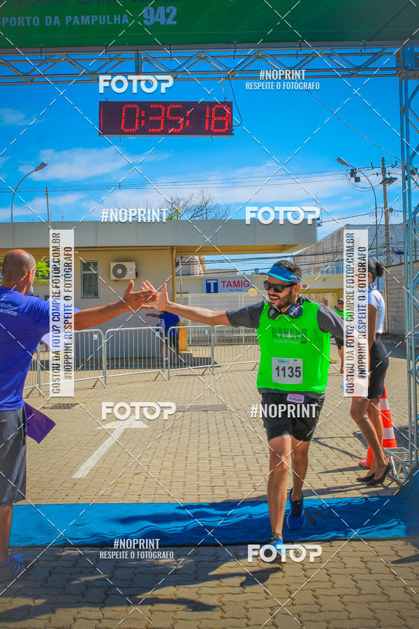 Achetez vos photos de l'vnementCorrida Hangar 942 sur Fotop