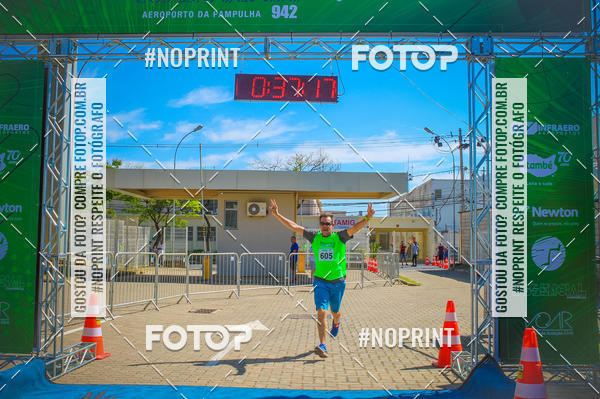 Buy your photos of the eventCorrida Hangar 942 on Fotop