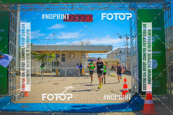 Compra tus fotos del eventoCorrida Hangar 942 En Fotop