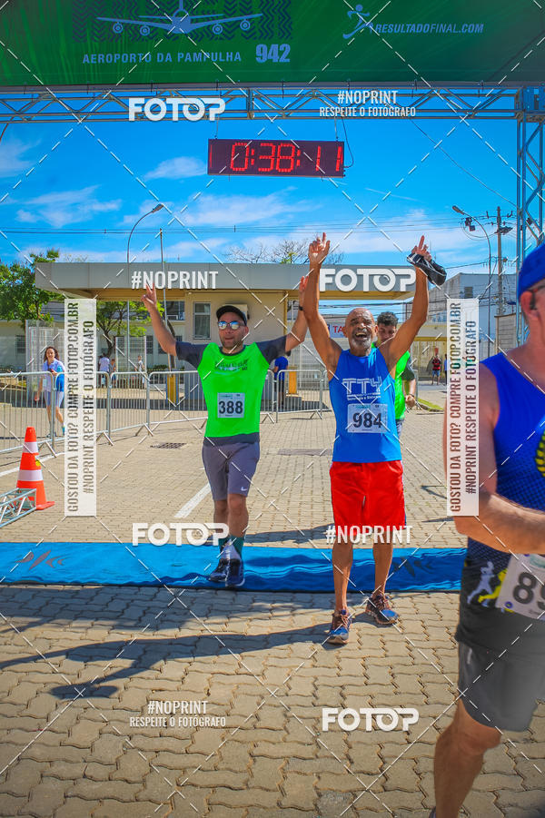 Buy your photos of the eventCorrida Hangar 942 on Fotop