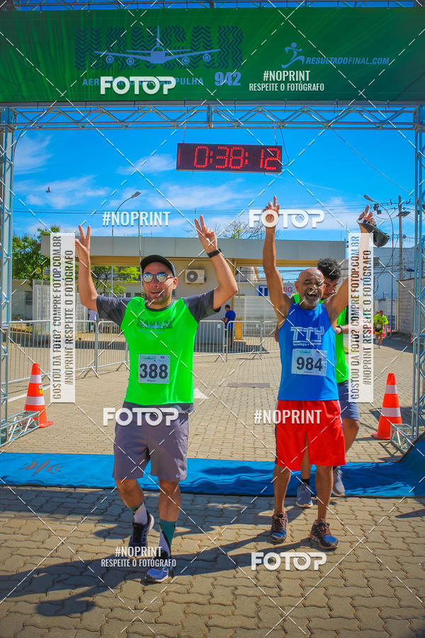 Buy your photos of the eventCorrida Hangar 942 on Fotop