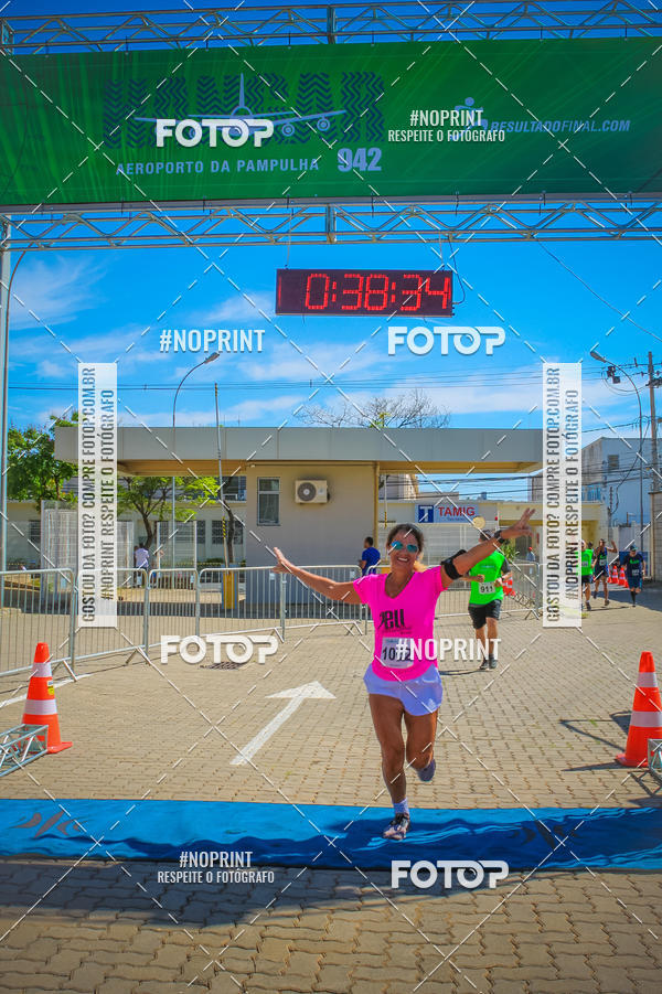 Achetez vos photos de l'vnementCorrida Hangar 942 sur Fotop