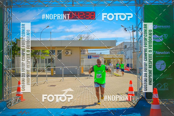 Buy your photos of the eventCorrida Hangar 942 on Fotop