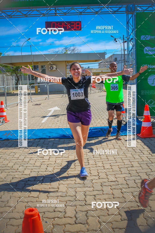 Achetez vos photos de l'vnementCorrida Hangar 942 sur Fotop