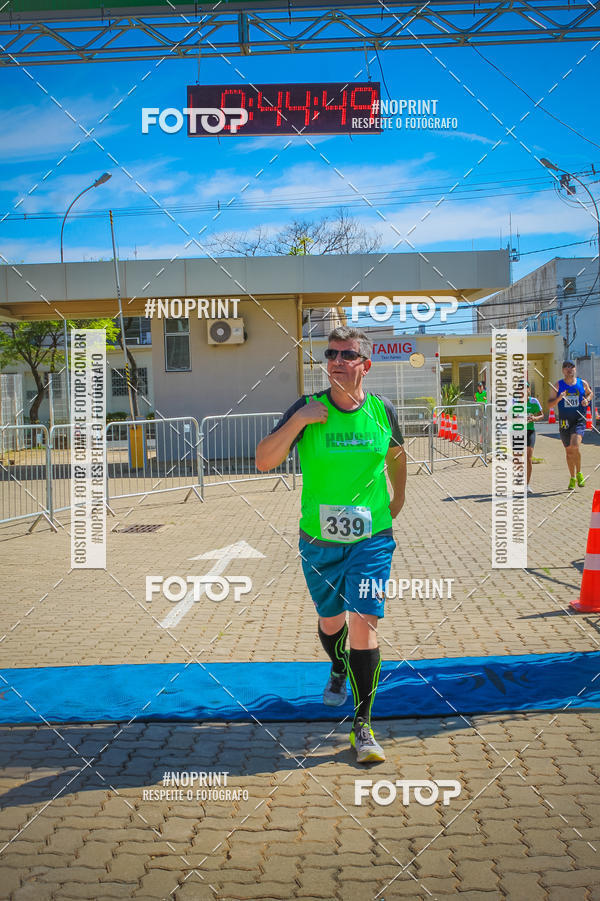 Achetez vos photos de l'vnementCorrida Hangar 942 sur Fotop