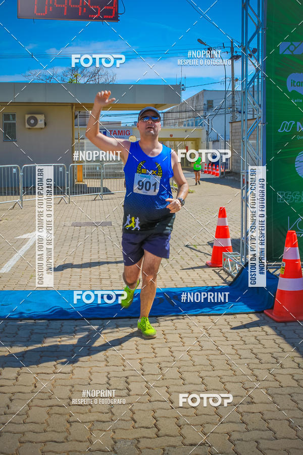 Achetez vos photos de l'vnementCorrida Hangar 942 sur Fotop