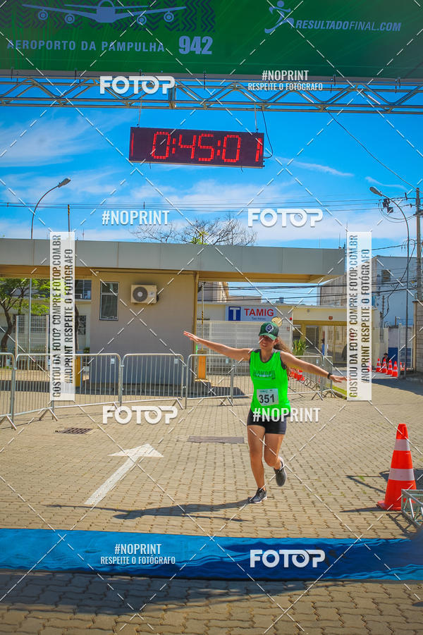 Achetez vos photos de l'vnementCorrida Hangar 942 sur Fotop