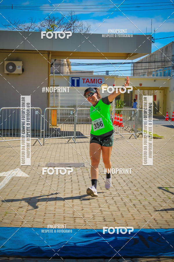 Achetez vos photos de l'vnementCorrida Hangar 942 sur Fotop