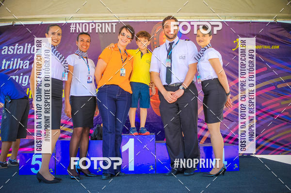 Buy your photos of the eventCorrida Hangar 942 on Fotop