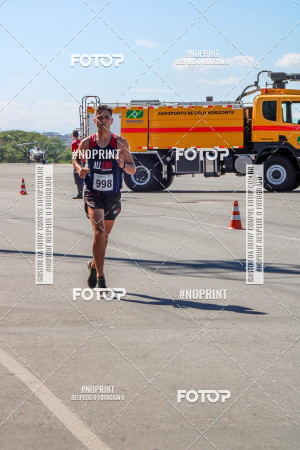 Achetez vos photos de l'vnementCorrida Hangar 942 sur Fotop