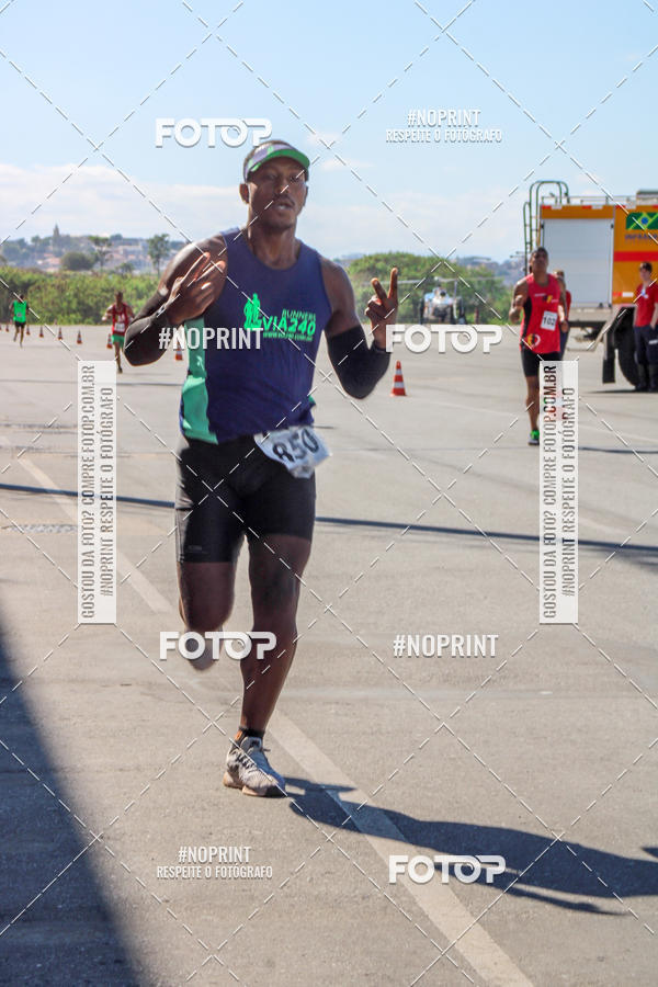 Achetez vos photos de l'vnementCorrida Hangar 942 sur Fotop