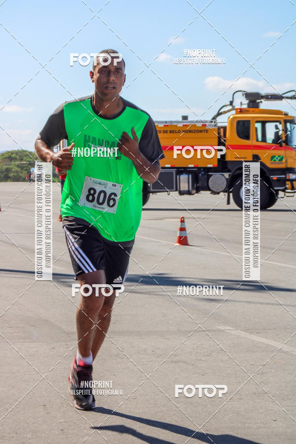 Achetez vos photos de l'vnementCorrida Hangar 942 sur Fotop