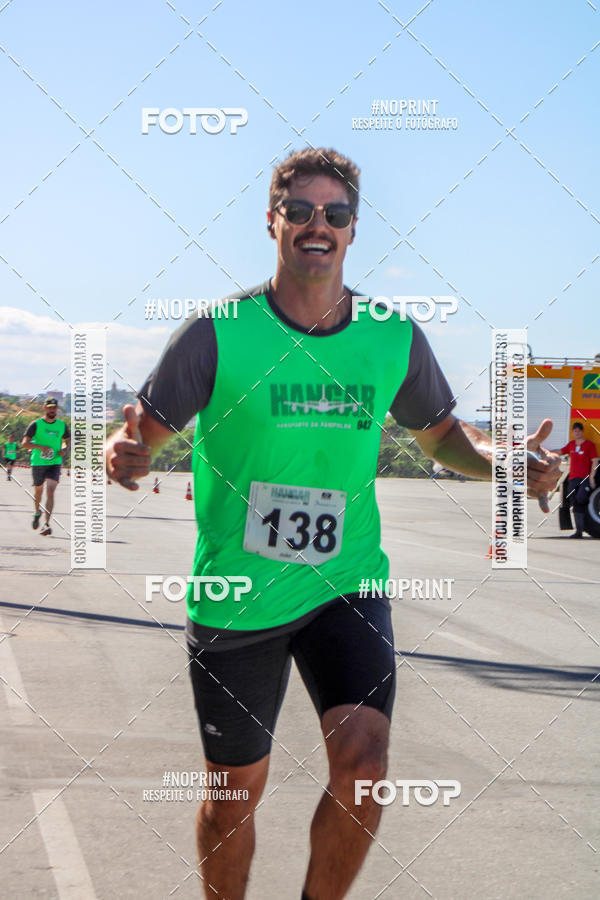 Buy your photos of the eventCorrida Hangar 942 on Fotop