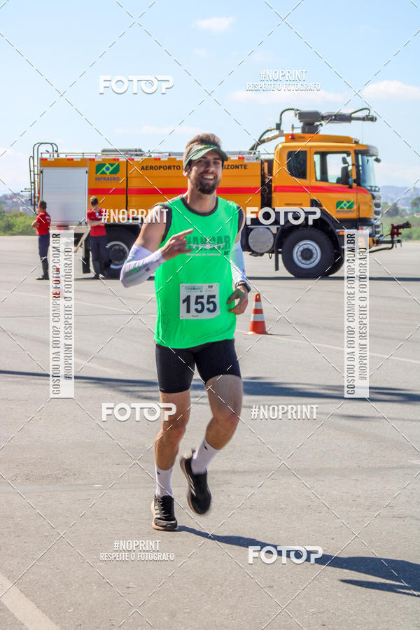 Buy your photos of the eventCorrida Hangar 942 on Fotop