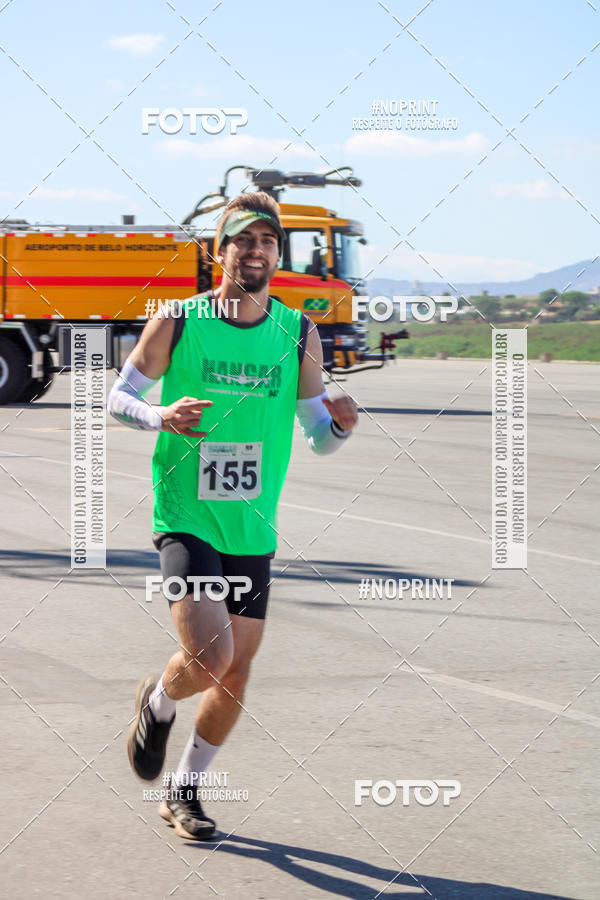 Buy your photos of the eventCorrida Hangar 942 on Fotop