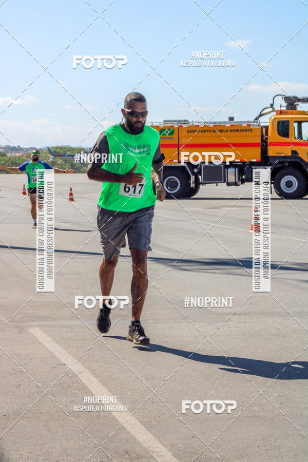 Buy your photos of the eventCorrida Hangar 942 on Fotop