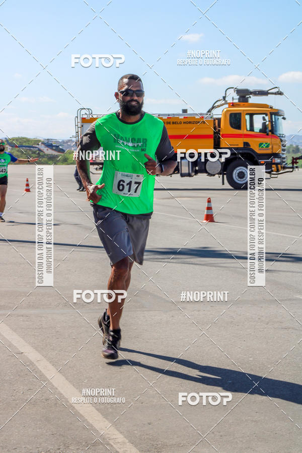 Buy your photos of the eventCorrida Hangar 942 on Fotop