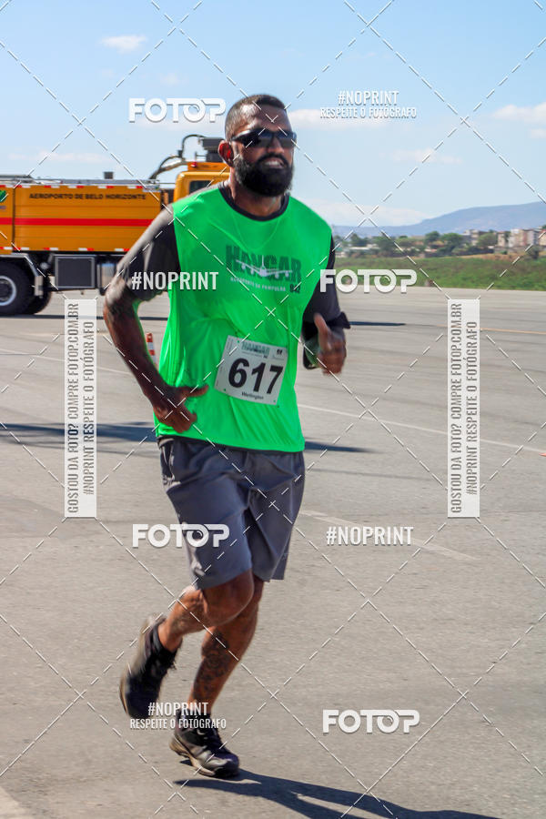 Buy your photos of the eventCorrida Hangar 942 on Fotop