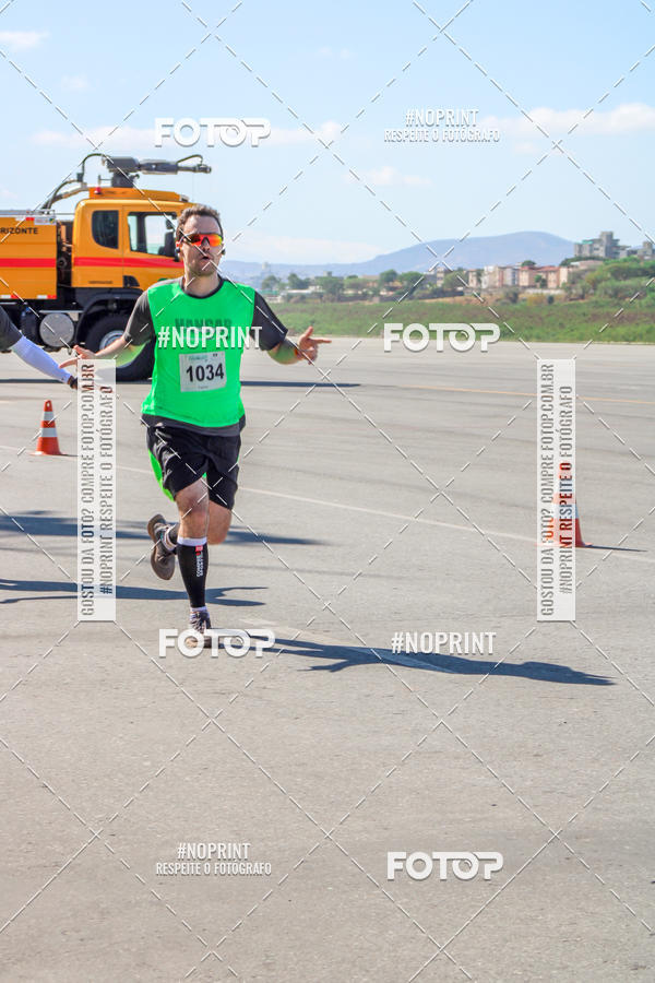 Buy your photos of the eventCorrida Hangar 942 on Fotop