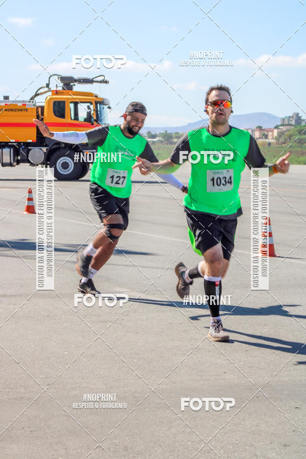 Buy your photos of the eventCorrida Hangar 942 on Fotop