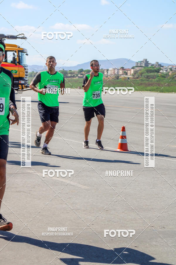 Buy your photos of the eventCorrida Hangar 942 on Fotop
