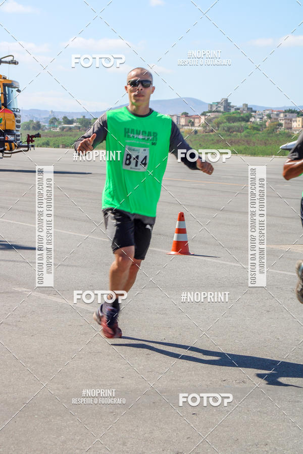 Buy your photos of the eventCorrida Hangar 942 on Fotop