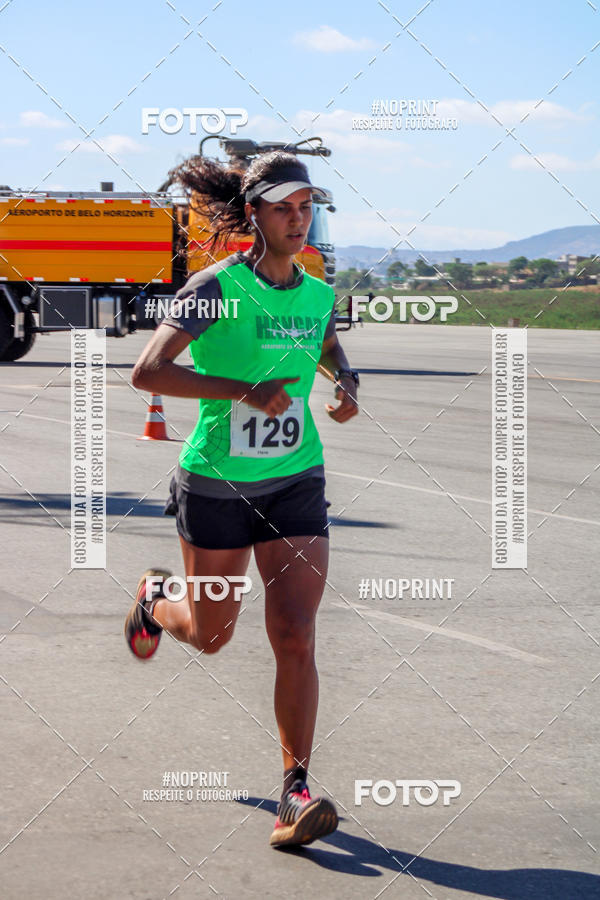 Achetez vos photos de l'vnementCorrida Hangar 942 sur Fotop