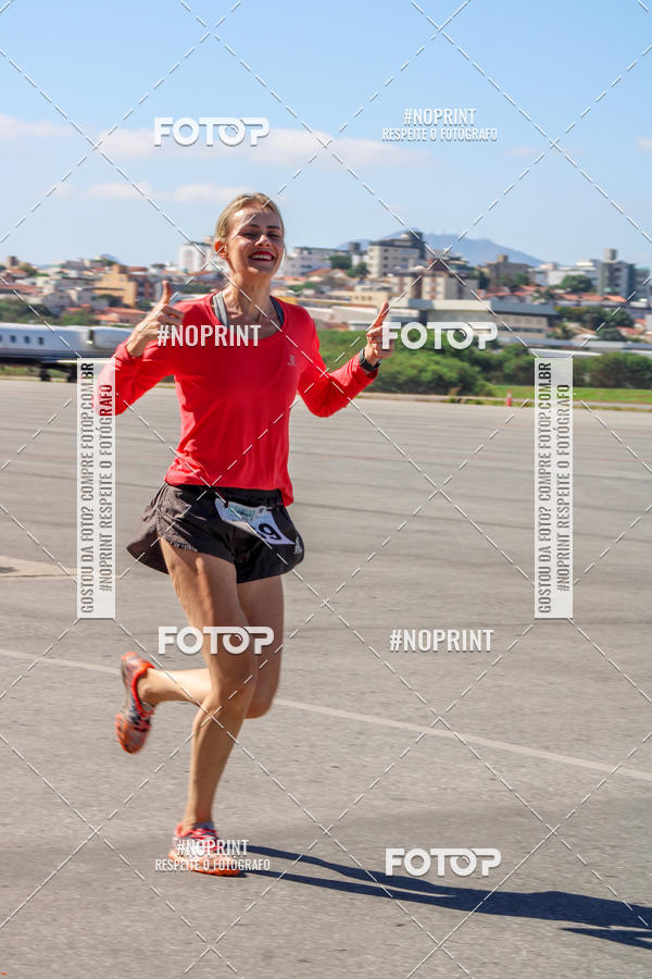 Achetez vos photos de l'vnementCorrida Hangar 942 sur Fotop