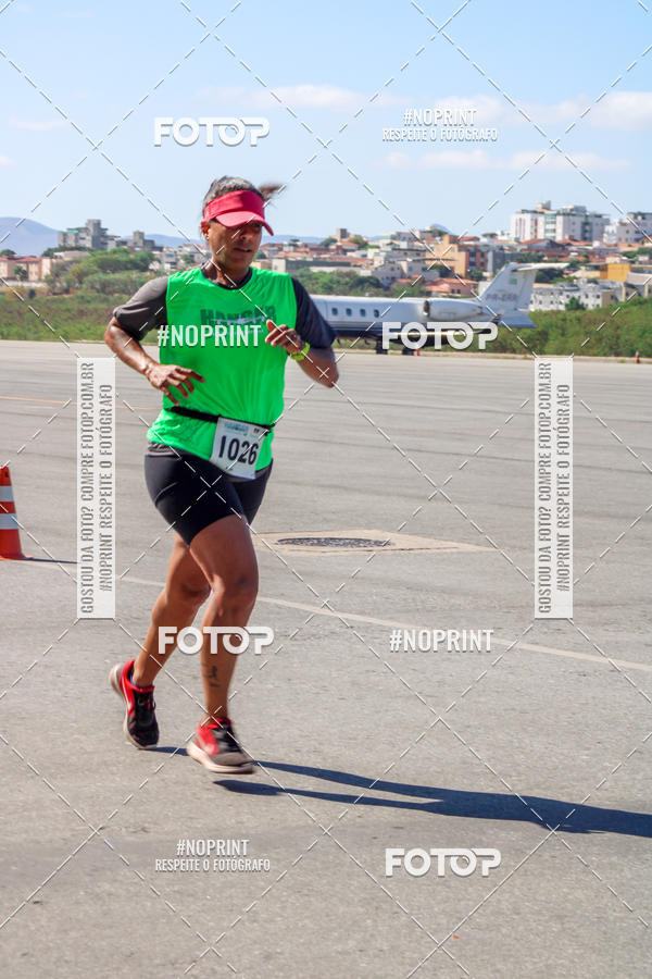 Achetez vos photos de l'vnementCorrida Hangar 942 sur Fotop