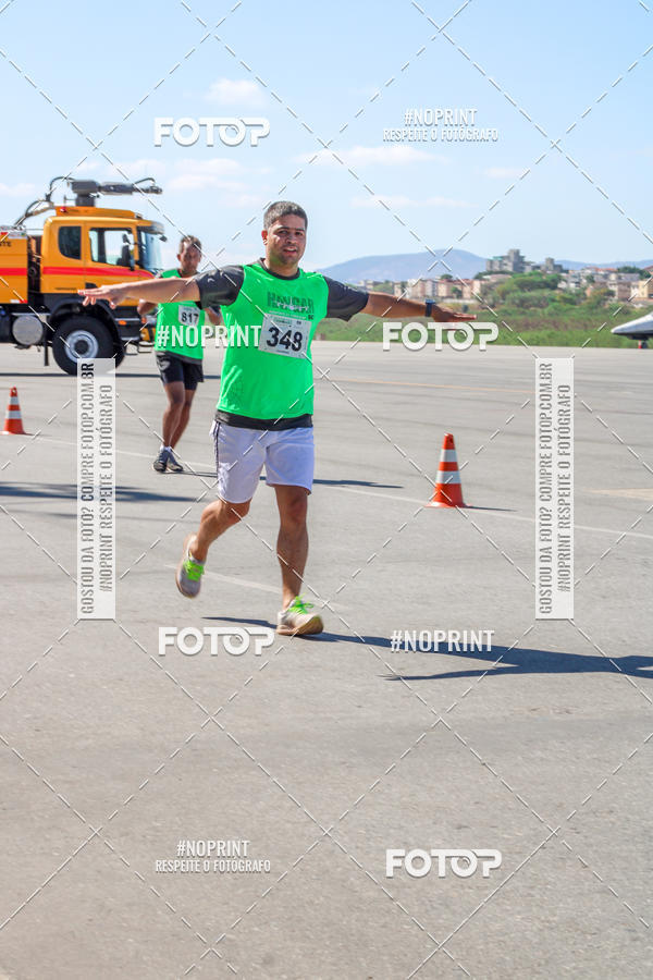 Achetez vos photos de l'vnementCorrida Hangar 942 sur Fotop