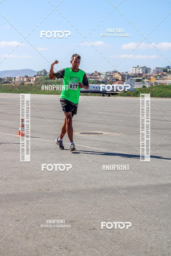 Achetez vos photos de l'vnementCorrida Hangar 942 sur Fotop