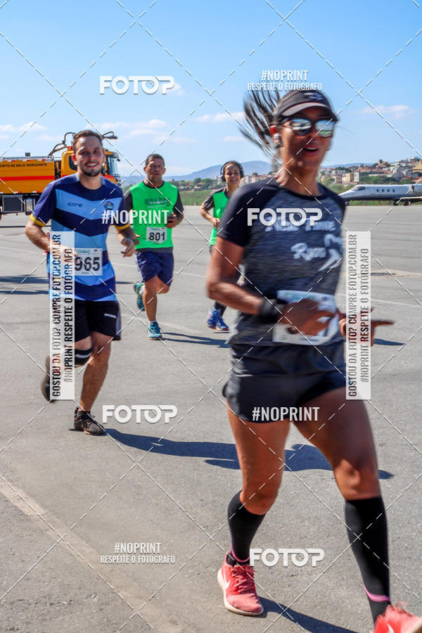 Buy your photos of the eventCorrida Hangar 942 on Fotop
