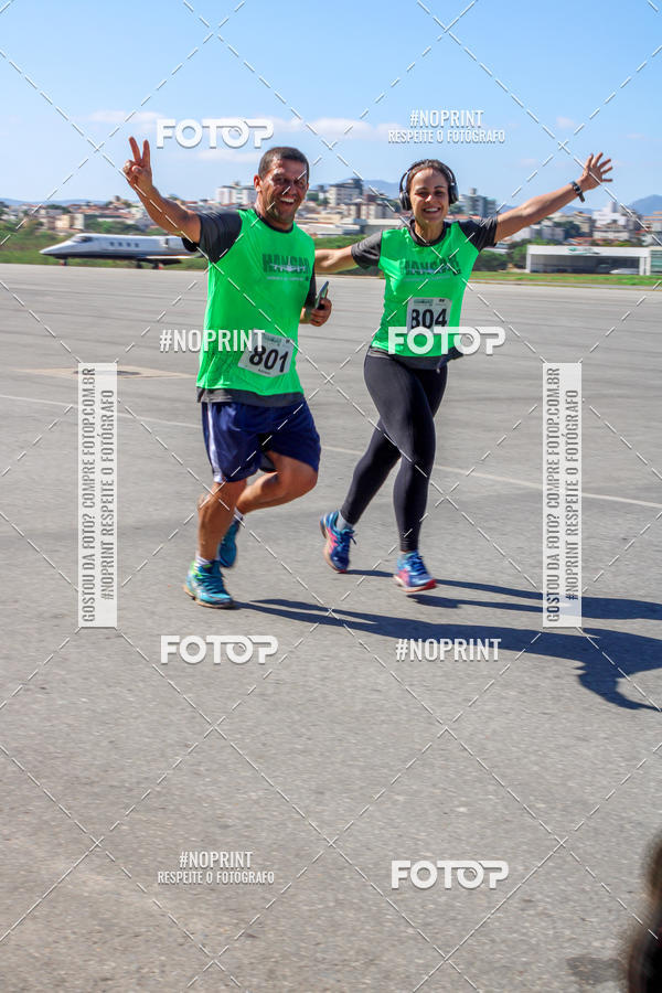 Buy your photos of the eventCorrida Hangar 942 on Fotop