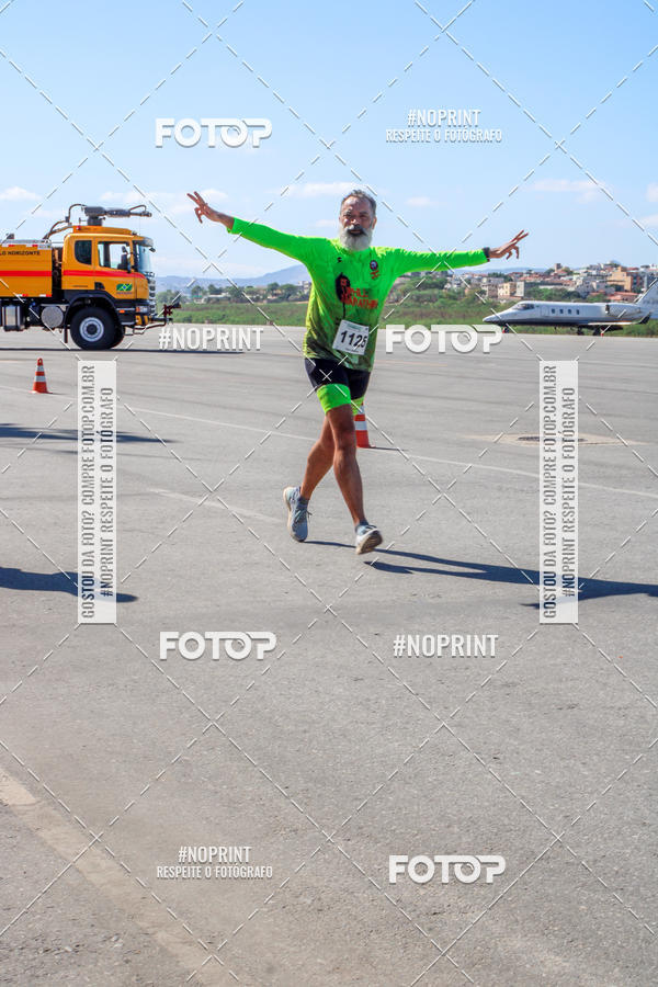 Buy your photos of the eventCorrida Hangar 942 on Fotop