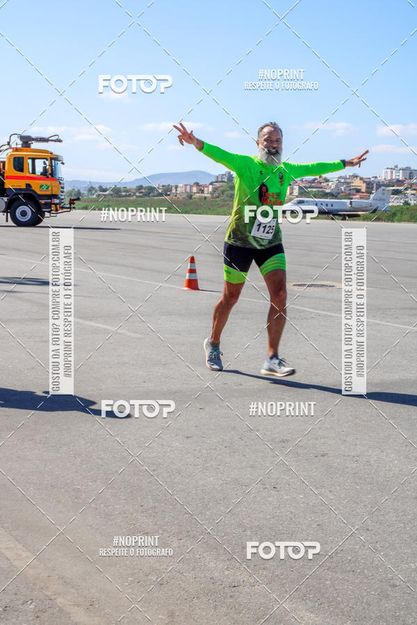 Buy your photos of the eventCorrida Hangar 942 on Fotop