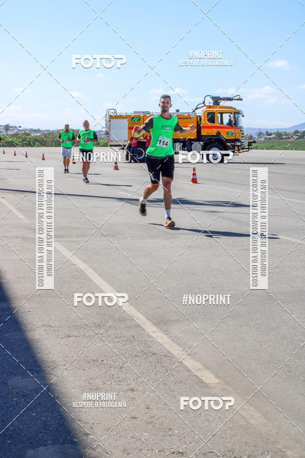 Buy your photos of the eventCorrida Hangar 942 on Fotop
