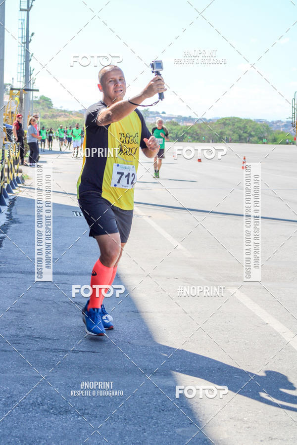 Achetez vos photos de l'vnementCorrida Hangar 942 sur Fotop