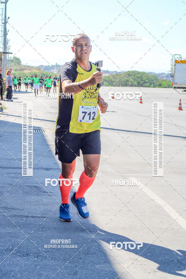 Achetez vos photos de l'vnementCorrida Hangar 942 sur Fotop